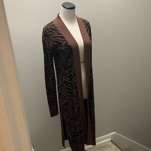 EUC Anna Cate sweater